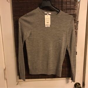 NWT Uniqlo Merino  Gray Sweater